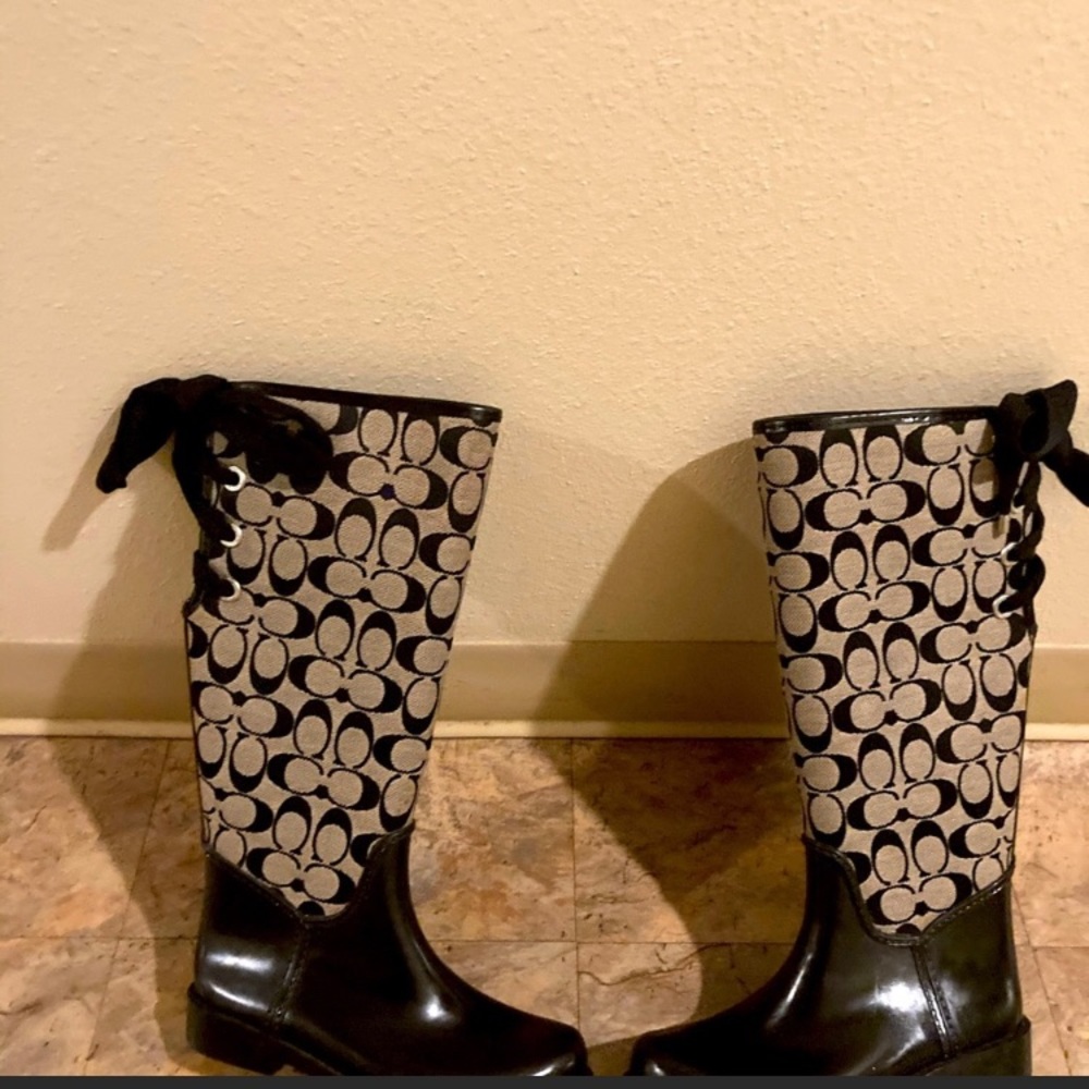Coach rain fall winter boots